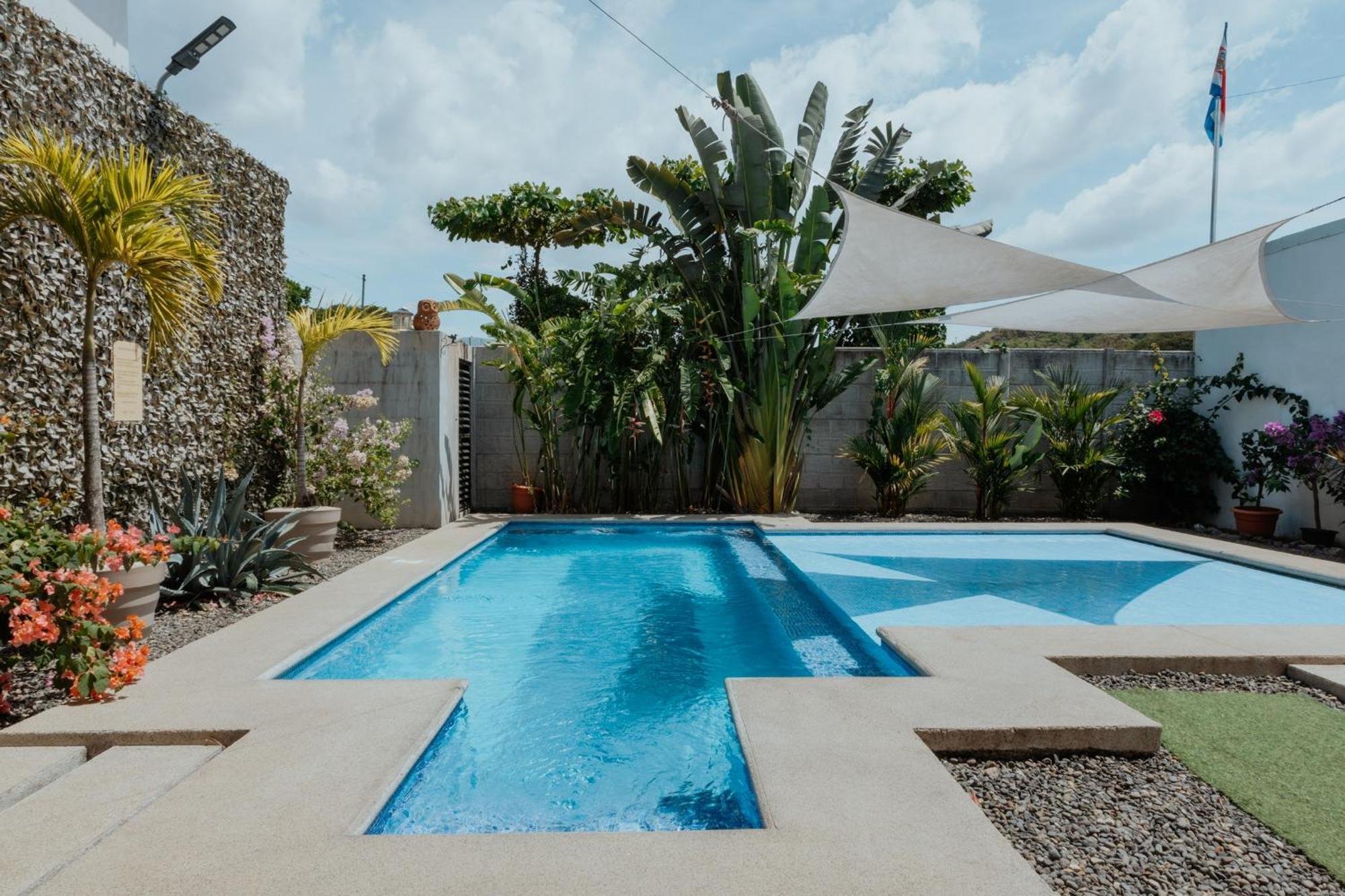 Private Home With Resort Style Swimming Pool Jacó Exteriör bild